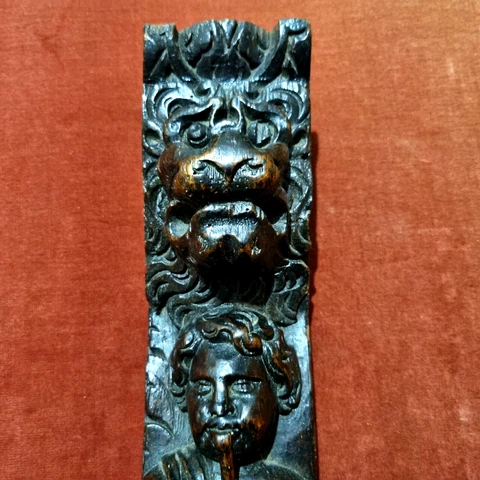 Angel Lion carving corbel bracket 17th C - Antique French architectural salvage Cover