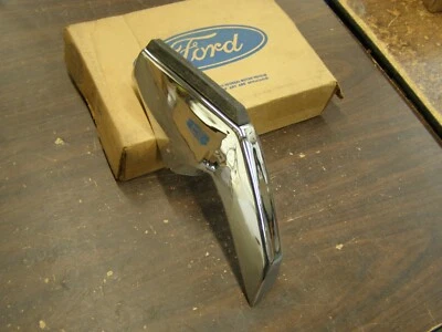 Par de protectores de parachoques delanteros diestro + derecho nuevo OEM Ford 1971 1972 Mercury Cougar Foto 1 de 4