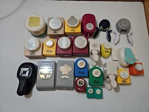 Papierlocher Lot 23 Handwerk We R Memory Keeper Familie Schätze McGill Scrapbooking - Bild 1 von 7