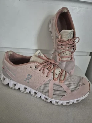 ON Running Cloud  - Damen Sneaker Gr. 40,5  - Bild 1 von 4