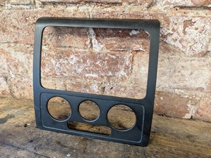 VOLKSWAGEN CADDY C20 TDI HEATER CONTROL PANEL SURROUND 2010-2015 2K0858061 - Picture 1 of 3