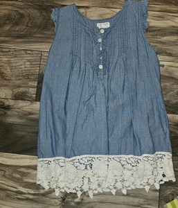 Girls Chambray Sleeveless Lace Tunic Top Size M 7/8 - Picture 1 of 4