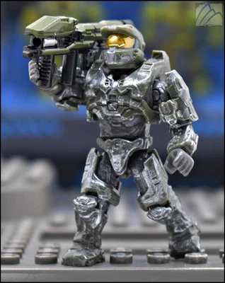 HALO MEGA CONSTRUX DARK GREEN MARK VI FIGURE 2020 SDCC MASTER CHIEF COLLECTION - Image 1 of 4