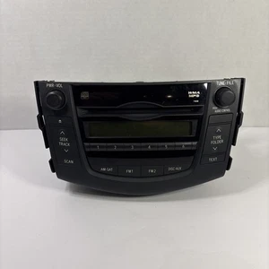 2010-2011 Toyota RAV4 AM FM OEM Radio CD Player Receiver Head Unit - Picture 1 of 6