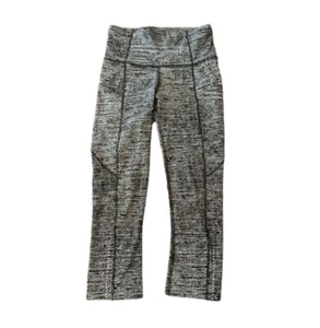 Lululemon Size 2 Fast/ Free Crop II Nulux 19” Twilliness Ice Grey Black Print - Picture 1 of 13