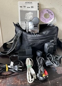 Hitachi DZ-HS500A DVD/HDD 30x Zoom Hybrid Video Camera Recorder Camcorder - Picture 1 of 20