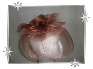 Magnifique Serre Tête Chapeau Mariage Soirée Cocktail Vieux Rose Crin Plumes - Imagen 1 de 4