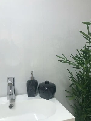 Plain White Gloss 8mm Bathroom Ceiling Panels PVC Shower Wall Kitchen Cladding - Image 1 of 4