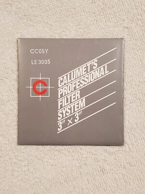 New Old Stock Calumet Filter CC05Y Yellow Color Correction, 75 x 75mm 3x3 - Image 1 of 2