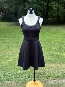 Neu mit Etikett Banana Republic Fit & Flare Ponte-Kleid Größe 2 kleines schwarzes Kleid - Bild 1 von 10