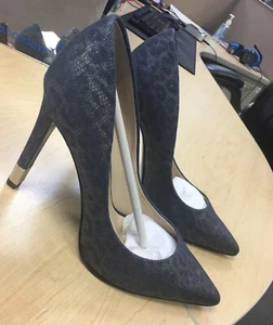 Guess Shoes Women - Picture 1 of 4