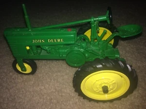 ERTL 1/16 SCALE JOHN DEERE MODEL HN FARM TRACTOR 2000 COLLECTORS EDITION - Picture 1 of 6