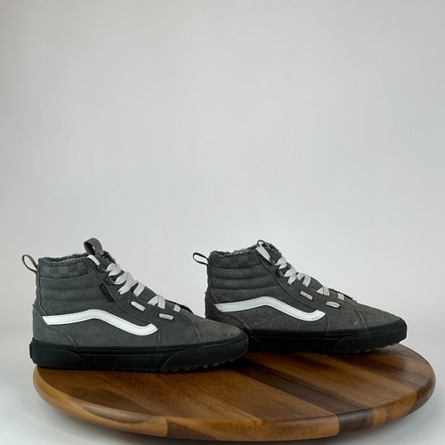 Stivaletti da neve impermeabili foderati in camoscio grigio Vans Filmore Big Kids taglia 4 Y in ottime condizioni