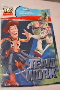 Disney Pixar TOY STORY Stretchable 8" x 10" BOOK COVER NEW - Imagen 1 de 1