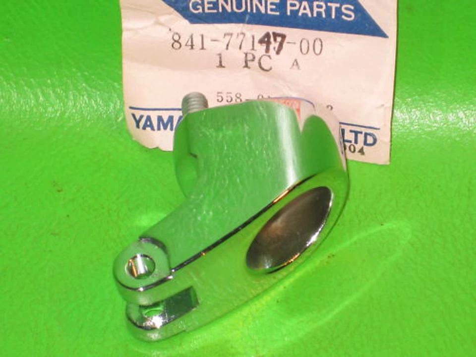 YAMAHA GP292 SL338 EL433 GP440 CUBIERTA BISAGRA #3 NUEVO OEM Foto 1 de 1