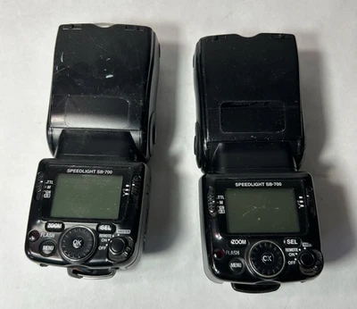 Flash Nikon SB-700 Speedlight montaje en zapata SB700 - PARA PIEZAS SIN PROBAR Foto 1 de 4