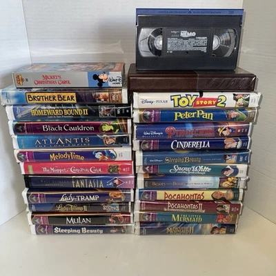 VHS Lot 24 Walt Disney Movies - Image 1 of 3