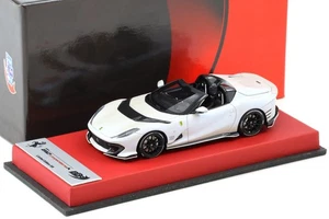 1:43 BBR Ferrari 812 Competizione A Bianco Onda mate con base de cuero - Limitado - Imagen 1 de 3
