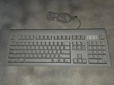 Apple Design Computer Keyboard Model M2980 Vintage, Good Condition - Image 1 of 4