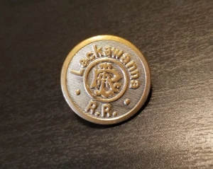 Lackawanna Railroad RR Scranton PA Goldtone 1" Round NOS Waterbury Connecticut - Picture 1 of 2