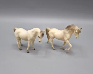 VTG 1975-1981 Breyer 5070 Arabian Mare/5016 Arabian Stallion?? Horses Lot of 2 - Picture 1 of 10