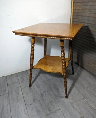 Antigua bobina de mesa de salón victoriana de 2 niveles patas de husillo torneadas (montaje) Foto 1 de 4