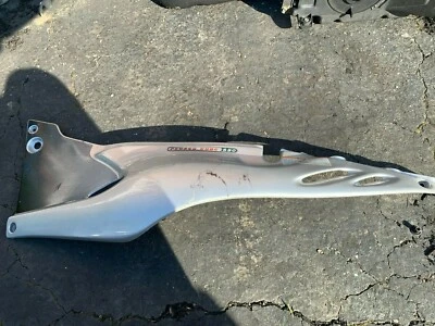 Aprilia Pegaso 650 2000 carrocería lateral izquierda carenado panel gris gris Foto 1 de 4