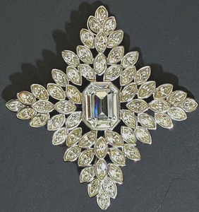 BROCHE DE PIN CRUZADO DE ESTRÁS KENNETH LANE KJL DISEÑADO PARA JACKIE O AÑOS 70 - Imagen 1 de 7