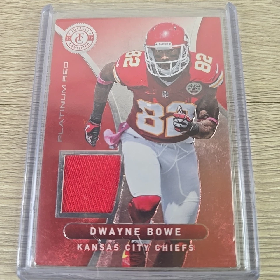 2012 Totally Certified Materials Platinum Red /299 Dwayne Bowe #39 - Image 1 of 4