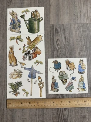 Hoja de pegatinas Colorbok ~ Beatrix Potter/Peter Rabbit “Storytime” Foto 1 de 4