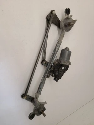 2016-2018 CADILLAC CT6 Windshield Wiper Motor 23368170        - Image 1 of 4