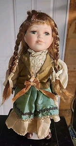 Muñeca de porcelana Seymour Mann A Connoisseur Collection. ESPERANZA  - Imagen 1 de 2