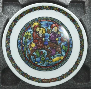 Limoges French Collectors Plate " LA FUITTE EN EGYPTE " DE JOSEPH GRAND - Picture 1 of 5