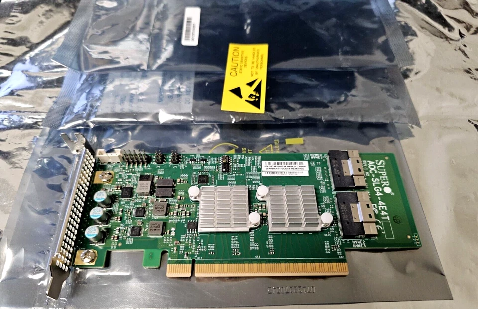 Supermicro AOC-SLG4-4E4T 4-Port, x16 PCIe Gen 4, REV: 1. 02    (#668) - Image 1 of 4