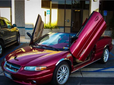 Kit de portas verticais Lambo porta vertical 1995-2000 Chrysler Sebring conversível - Imagem 1 de 3