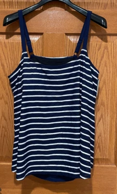 Croft & Barrow Women's Plus 2X (20W-22W) Blue White Stripe Swimsuit Tankini Top - Image 1 of 4
