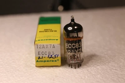 Amperex 12AX7 / ECC83 - Hecho en Alemania Occidental - Nuevo de Lote Antiguo / Nuevo en Caja - Individual, Par o Quads Foto 1 de 4