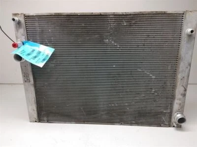 08 09 10 BMW 528I RADIATOR Foto 1 de 4