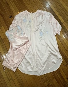 Natori Neiman Marcus Pink Satin Robe and Pajama Set Women's Small 3 Piece Set - Picture 1 of 24