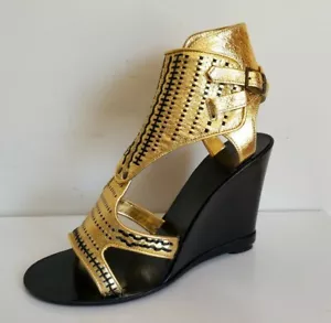 SIGERSON MORRISON ZEPPE GLADIATORE RICAMATE ORO 37 38,5 ITALIA I LOVE SCARPE - Foto 1 di 8