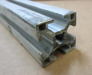 80/20 T-SLOT 30-3030 ALUMINUM EXTRUSION 30 X 30 MM, 12-1/2" (317.5 MM) LOT OF 5 - Picture 1 of 3