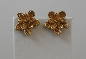 Pendientes Clip Vintage Flor Oxidada Tono Oro Aproximadamente 1" W19 - Imagen 1 de 11