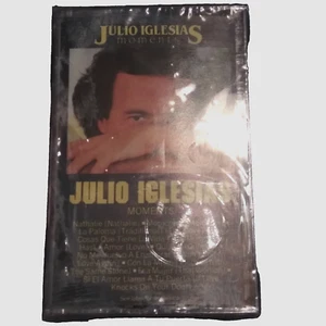 Julio Iglesias Moments (Cassette, 1982, CBS (USA)) New Sealed - Imagen 1 de 3