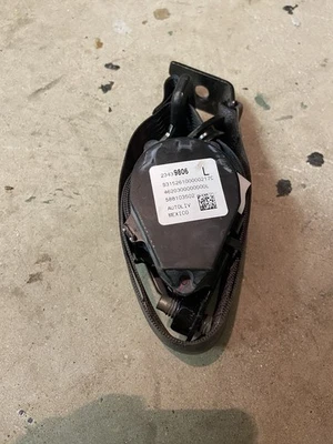 Задний ремень безопасности 2010-2016 Cadillac SRX 632284 23439806 - Изображение 1 из 4