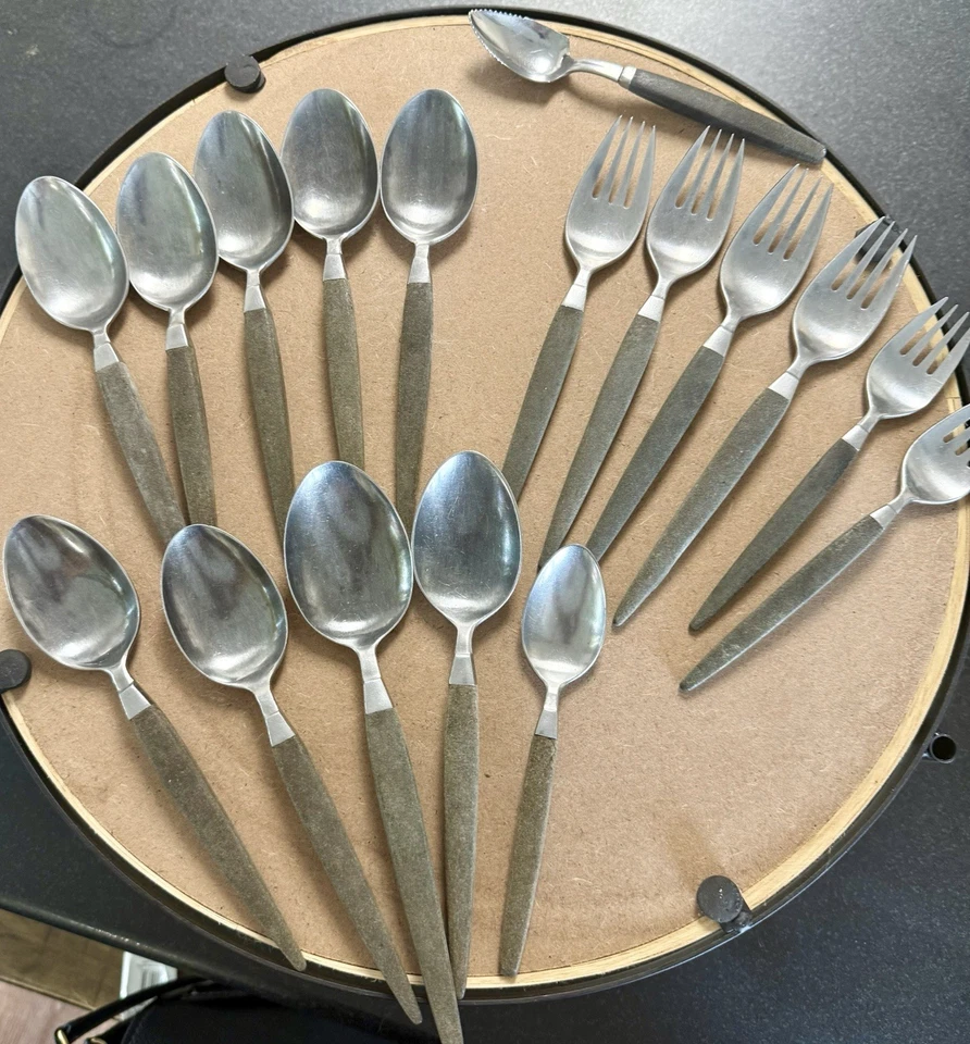 Juego de cubiertos vintage Stanley Roberts elegancia moderna Japón forjado acero inoxidable Foto 1 de 4