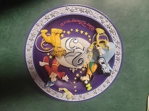 1996 Walt Disney World 25th Anniversary 3D Plate Magical Time In A Magical Place - Picture 1 of 5