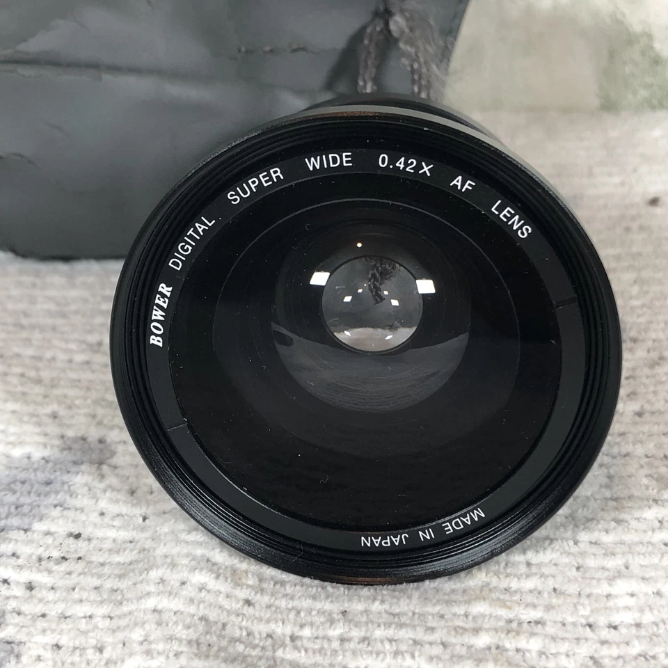 BOWER DIGITAL SUPER WIDE 0.42X AF LENS With Bag And Lid - Image 1 of 4