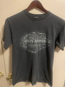 Harley-Davidson T  Black  Oconomowoc, Wi. made in USA Size Medium.            A5 - Picture 1 of 9