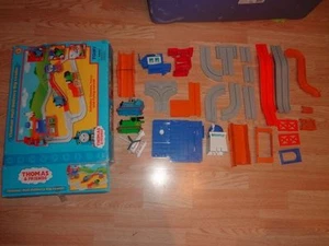 Thomas' Mail Delivery Big Loader Parts - Picture 1 of 6