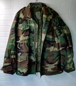 US Military Woodland Camouflage Heavy Field Coat Size L Men No Insignias Vintage - Picture 1 of 11